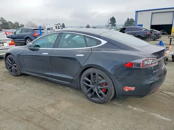 5YJSA1E48JF263668 2018 TESLA MODEL S - Image 2