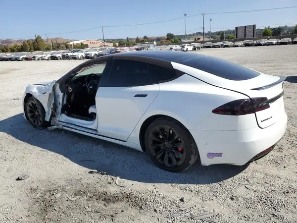 5YJSA1E48JF298016 2018 TESLA MODEL S - Image 2