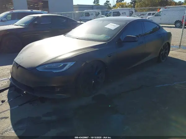 5YJSA1E48LF369718 2020 TESLA MODEL S - Image 2