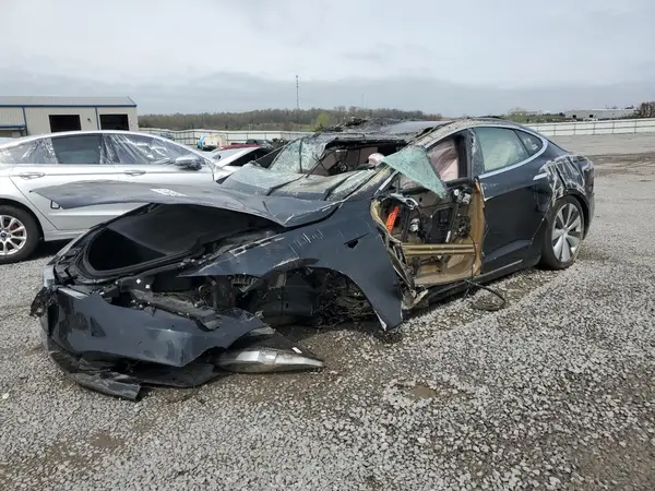 5YJSA1E48LF414933 2020 TESLA MODEL S - Image 1