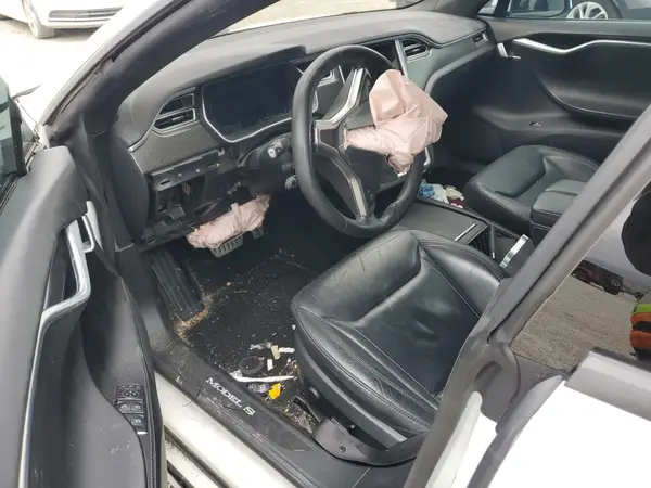 5YJSA1E49GF143466 2016 TESLA MODEL S - Image 8