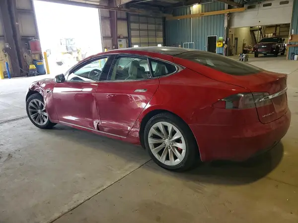 5YJSA1E49JF240545 2018 TESLA MODEL S - Image 2