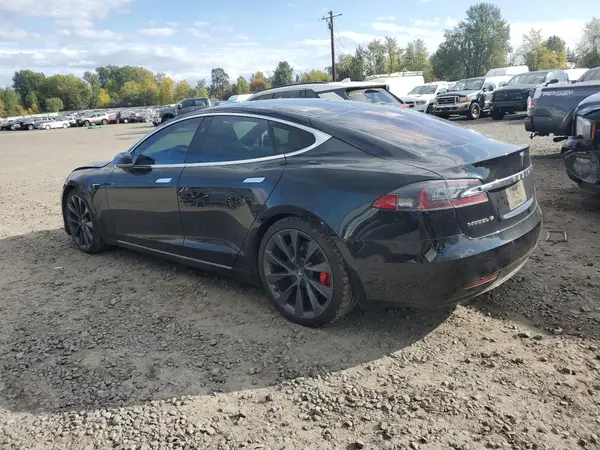 5YJSA1E49JF261153 2018 TESLA MODEL S - Image 2