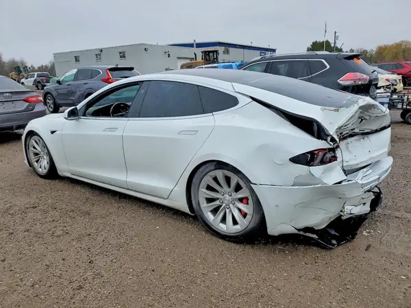 5YJSA1E49KF334975 2019 TESLA MODEL S - Image 2