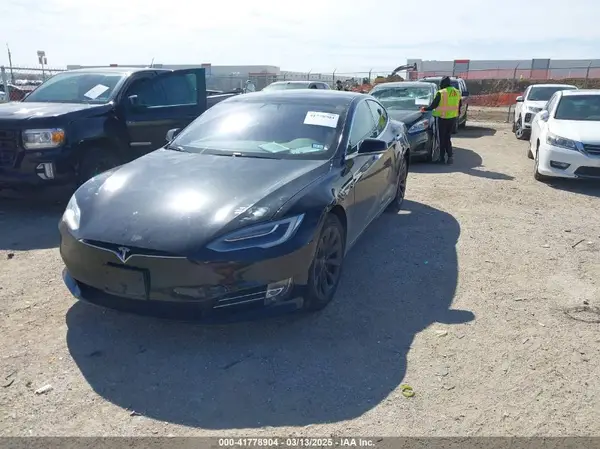 5YJSA1E49KF338914 2019 TESLA MODEL S - Image 2