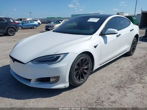 5YJSA1E49MF426168 2021 TESLA MODEL S - Image 2