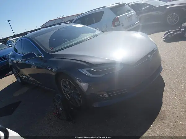 5YJSA1E4XHF199045 2017 TESLA MODEL S - Image 1