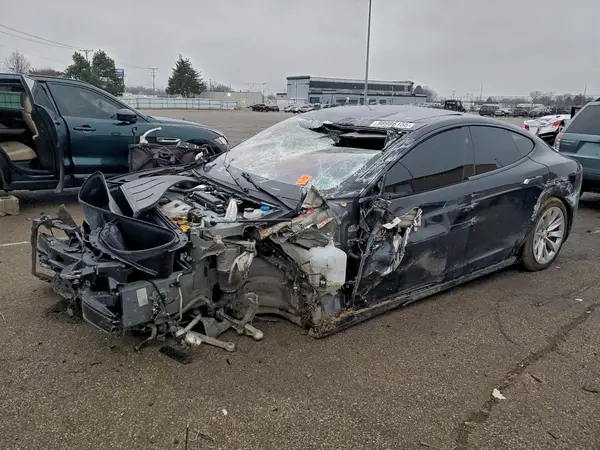 5YJSA1E4XHF206771 2017 TESLA MODEL S - Image 1