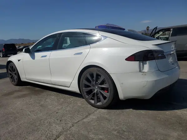 5YJSA1E4XLF416165 2020 TESLA MODEL S - Image 2