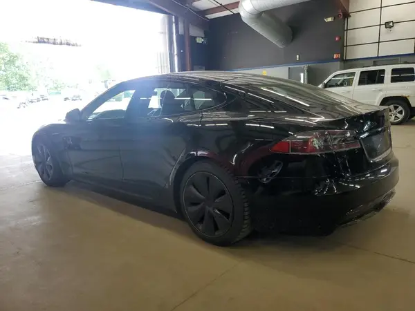 5YJSA1E50NF470604 2022 TESLA MODEL S - Image 2