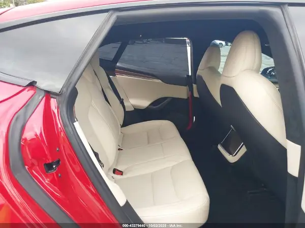 5YJSA1E50NF475575 2022 TESLA MODEL S - Image 8