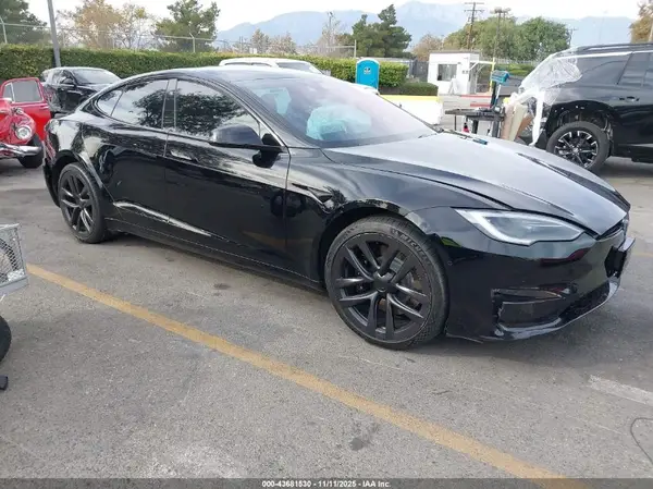 5YJSA1E50NF482753 2022 TESLA MODEL S - Image 1
