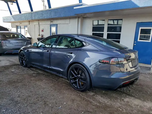 5YJSA1E50NF486589 2022 TESLA MODEL S - Image 2