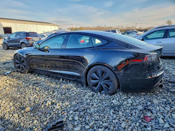 5YJSA1E50NF487077 2022 TESLA MODEL S - Image 2