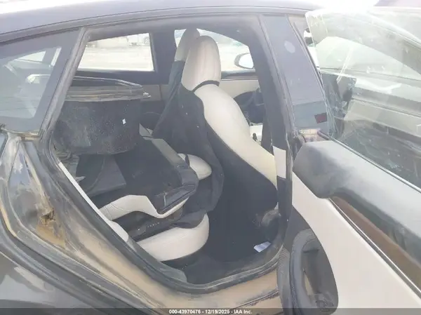 5YJSA1E50NF492960 2022 TESLA MODEL S - Image 8