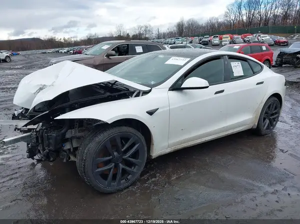 5YJSA1E50PF501868 2023 TESLA MODEL S - Image 2