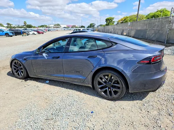 5YJSA1E50PF517598 2023 TESLA MODEL S - Image 2