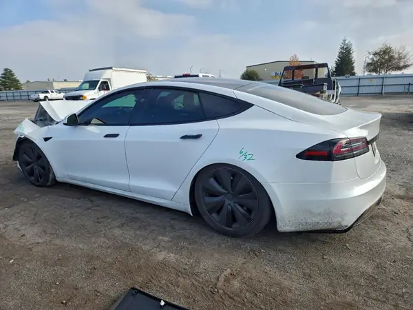 5YJSA1E50RF537806 2024 TESLA MODEL S - Image 2