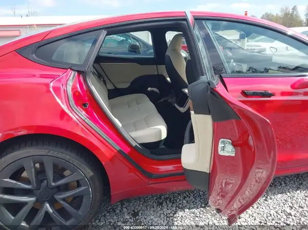 5YJSA1E51MF438890 2021 TESLA MODEL S - Image 8