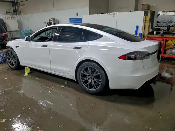 5YJSA1E51NF460289 2022 TESLA MODEL S - Image 2