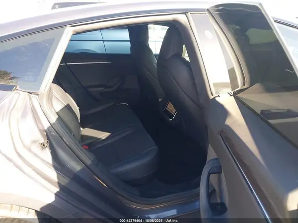 5YJSA1E51NF464603 2022 TESLA MODEL S - Image 8