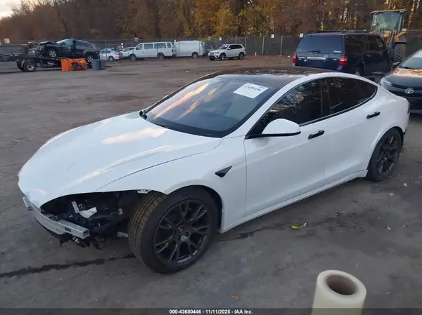 5YJSA1E51NF471311 2022 TESLA MODEL S - Image 2