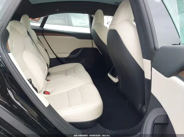 5YJSA1E51PF525614 2023 TESLA MODEL S - Image 8
