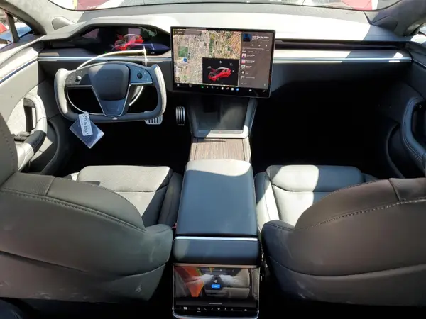 5YJSA1E51RF537362 2024 TESLA MODEL S - Image 8