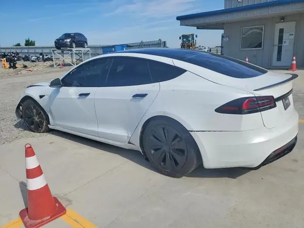 5YJSA1E51SF549887 2025 TESLA MODEL S - Image 2