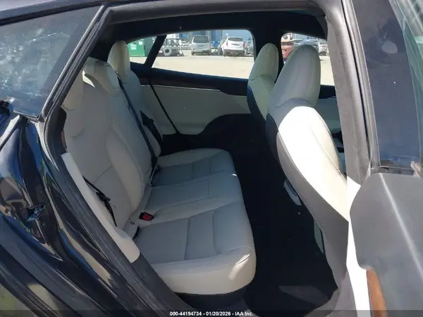 5YJSA1E51SF551817 2025 TESLA MODEL S - Image 8