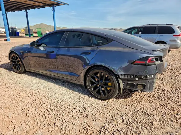 5YJSA1E52NF492975 2022 TESLA MODEL S - Image 2