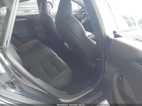 5YJSA1E52RF542974 2024 TESLA MODEL S - Image 8