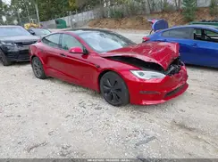 5YJSA1E52SF549185 2025 TESLA MODEL S