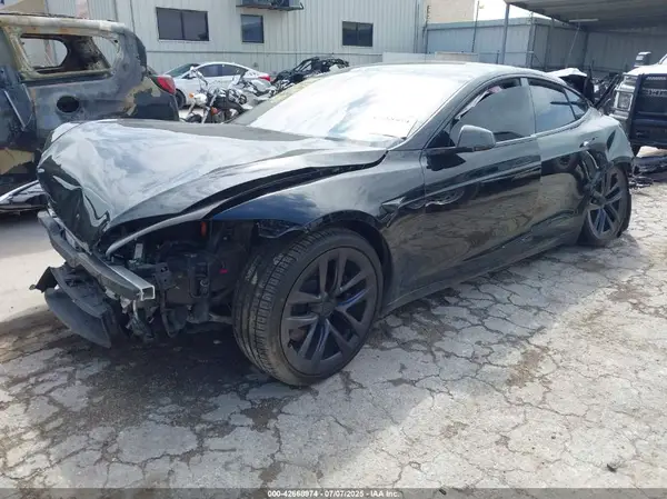 5YJSA1E53MF437983 2021 TESLA MODEL S - Image 2