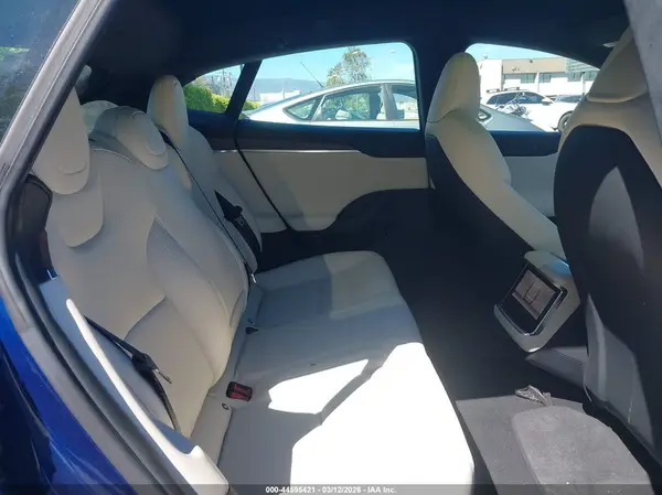 5YJSA1E53NF460519 2022 TESLA MODEL S - Image 8