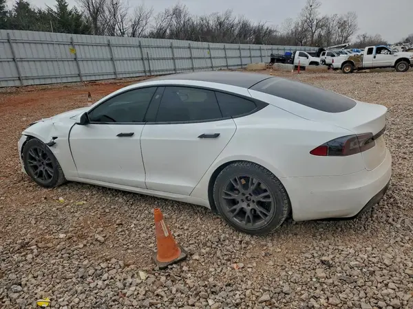 5YJSA1E53NF461055 2022 TESLA MODEL S - Image 2