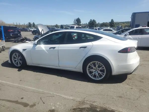 5YJSA1E53NF474095 2022 TESLA MODEL S - Image 2