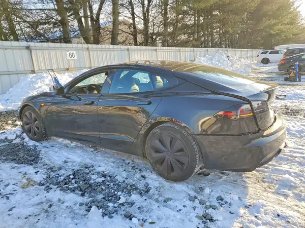 5YJSA1E53PF506899 2023 TESLA MODEL S - Image 2