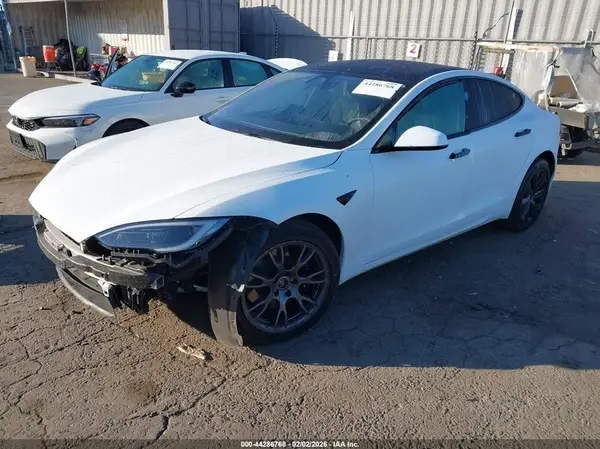 5YJSA1E53PF518969 2023 TESLA MODEL S - Image 2