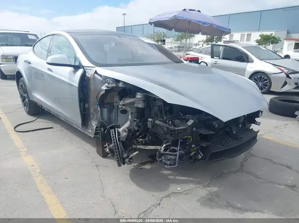 2024 TESLA MODEL S auction photo 6