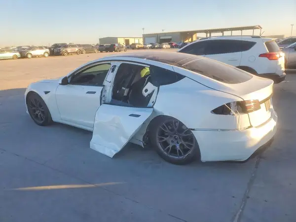 5YJSA1E53RF545379 2024 TESLA MODEL S - Image 2