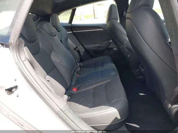 5YJSA1E53SF551852 2025 TESLA MODEL S - Image 8