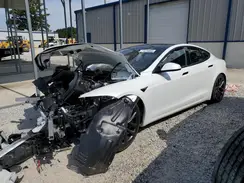 5YJSA1E53SF552063 2025 TESLA MODEL S