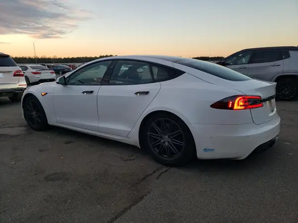 5YJSA1E54MF440701 2021 TESLA MODEL S - Image 2