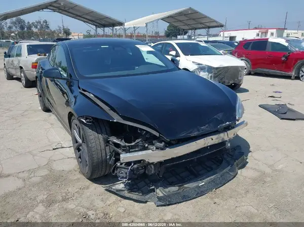 5YJSA1E54NF458973 2022 TESLA MODEL S - Image 1