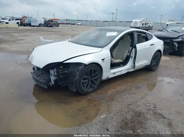 5YJSA1E54NF489575 2022 TESLA MODEL S - Image 2