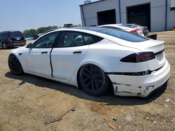 5YJSA1E54PF516115 2023 TESLA MODEL S - Image 2