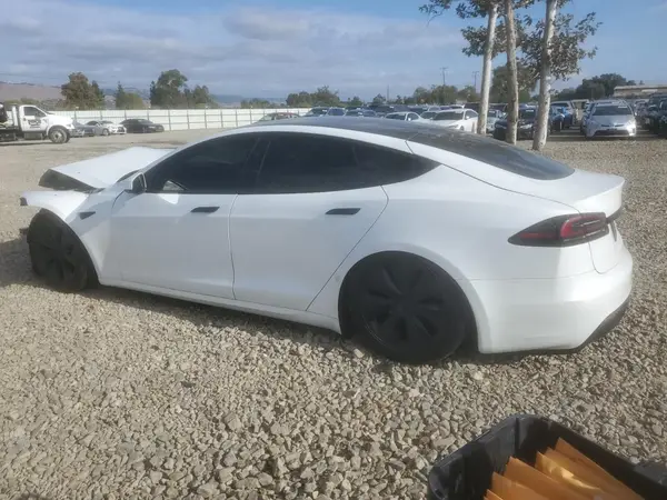 5YJSA1E54PF519015 2023 TESLA MODEL S - Image 2