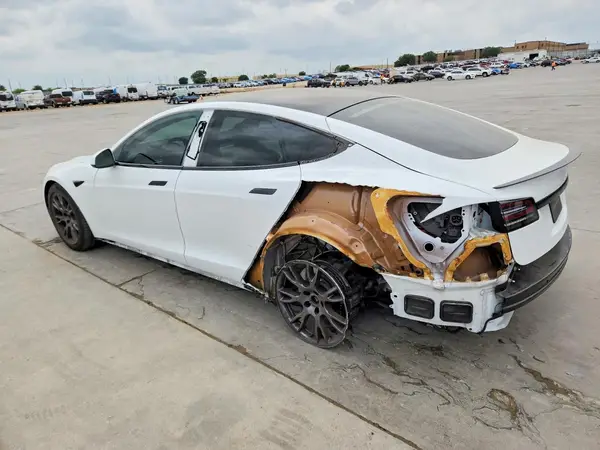 5YJSA1E54RF532706 2024 TESLA MODEL S - Image 2