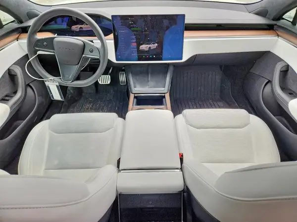5YJSA1E54RF532706 2024 TESLA MODEL S - Image 8